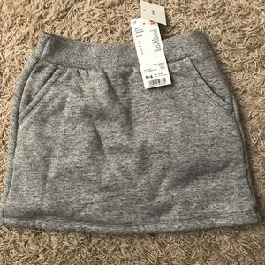 🌷NEW WITH TAG🌷Uniqlo Girls linen sweat skirt